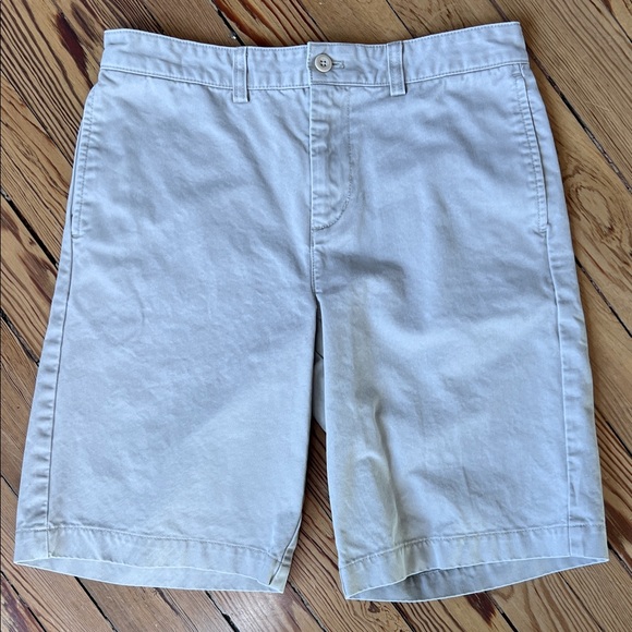 Vineyard Vines Boys Flat Front Khaki Shorts - Picture 1 of 5